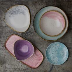 Churchill Stonecast Triangle Bowl 15,3 cm Lavendel - Afbeelding 3